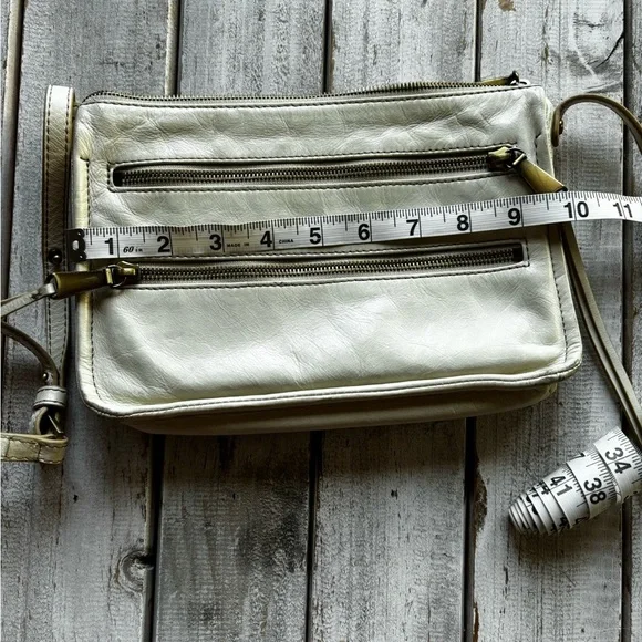 HOBO Cream Slim Crossbody Purse Leather Minimal Bag - Picture 3 of 11